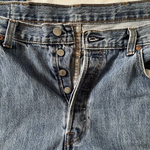Levis 501 Button-Fly Blue Jeans W35 L30 Straight Fit Vintage Denim - Picture 4 of 13
